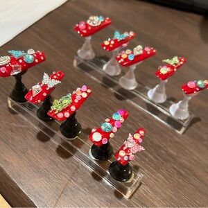 Can do 2 sets of nails for $35.00.
https://ingalsd29.wixsite.com/nails-by-ellen